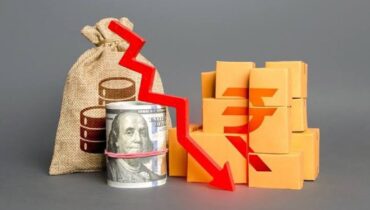 ഡോളറിനെതിരെ  ഇടിവ് തുടർന്ന് ഇന്ത്യൻ രൂപ