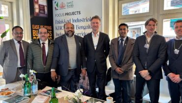 ദാവോസിൽ നടന്ന ലോക സാമ്പത്തിക ഫോറത്തിൽ 1.18 ലക്ഷം കോടി രൂപയുടെ നിക്ഷേപ താൽപര്യപത്രവുമായി കേരളം, സന്തോഷം പങ്കുവെച്ച് മന്ത്രി