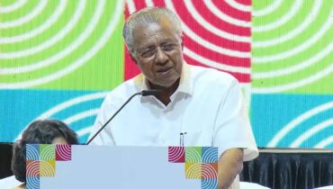 ലോക കേരളസഭ പുരോഗമിക്കുന്നു; പ്രവാസികളുടെ അഭിമാനമെന്നും പ്രതിപക്ഷത്തിന്റേത് എന്തിനെന്ന് മനസ്സിലാകാത്ത ദുർവാശിയെന്നും മുഖ്യമന്ത്രി