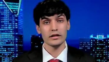 ഇന്ത്യയിൽ ഒരു വിലകുറഞ്ഞ ഗവൺമെൻ്റാണുള്ളത്;  അമേരിക്കയ്ക്ക് പറ്റിയ  സഖ്യകക്ഷിയല്ലെന്നും അധിക്ഷേപിച്ച് മുൻ യു.എസ് അംബാസിഡറുടെ മകൻ