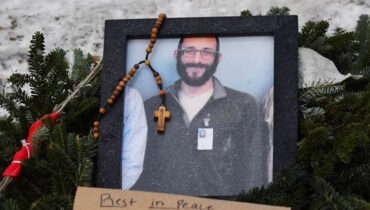 അലക്സ് പ്രെറ്റിയുടെ കൊലപാതകം ഇടതുപക്ഷത്ത് മാത്രമല്ല, ട്രംപിൻ്റെ സ്വന്തം പാർട്ടിയിലെ അംഗങ്ങളെയും ഭിന്നിപ്പിച്ചു, പാർട്ടിയുടെ പ്രതിച്ഛായയെ ബാധിക്കുമെന്ന് പലർക്കും ഭയം