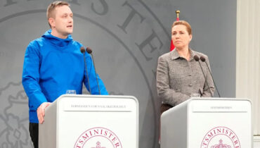 ” അമേരിക്കയോ ഡെൻമാർക്കോ തിരഞ്ഞെടുക്കേണ്ടി വന്നാൽ ഞങ്ങൾ ഡെൻമാർക്കിനൊപ്പമേ നിൽക്കൂ”- ഗ്രീൻലാൻഡ് പ്രധാനമന്ത്രിയുടെ വാക്കുകൾ ട്രംപിന് ‘കൊള്ളും’