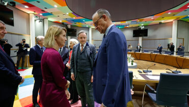 ട്രംപിനെയും ഗ്രീൻലാൻഡിനെയും കുറിച്ചുള്ള പദ്ധതികൾ ചർച്ചചെയ്ത് യൂറോപ്യൻ നേതാക്കൾ; ബ്രസ്സൽസിൽ നിർണായക യോഗം, ‘ഏത് തരത്തിലുള്ള ബലപ്രയോഗത്തിനെതിരെയും സ്വയം പ്രതിരോധിക്കും’