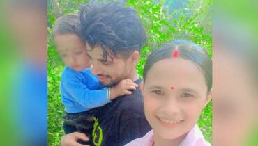 മൊബൈൽ ഫോൺ വാങ്ങി നൽകാത്തതിൽ ഭർത്താവിനോട് ദേഷ്യം; ഗുജറാത്തിൽ 22 കാരി ആത്മഹത്യ ചെയ്തു