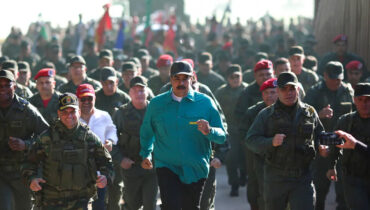 മഡുറോയെ അമേരിക്കൻ സൈന്യം പിടികൂടിയപ്പോൾ അടികിട്ടിയത് ക്യൂബയുടെ ഇന്റലിജൻസ് സർവീസിന് ; യുഎസ് ആക്രമണത്തിൽ 32 ക്യൂബൻ സൈനികരേയും നഷ്ടം