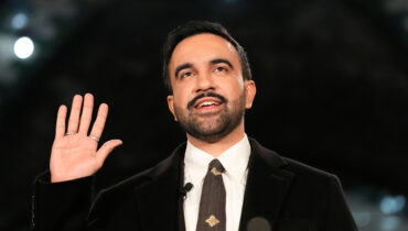 ”ഞങ്ങൾ ലോകത്തിന് ഒരു മാതൃക സൃഷ്ടിക്കും, ഇന്ന് മുതൽ ധീരമായി ഭരിക്കും, മറ്റാരും ചെയ്യാത്തത് ചെയ്യും”