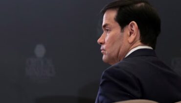 ട്രംപ് ഭരണകൂടത്തിലെ സുപ്രധാനമായ ചുമതല ഒഴിഞ്ഞ് മാർക്കോ റൂബിയോ; ഇനിയും നിരവധി നിർണ്ണായക സ്ഥാനങ്ങൾ, പ്രസിഡന്‍റിന്‍റെ വിശ്വസ്തൻ