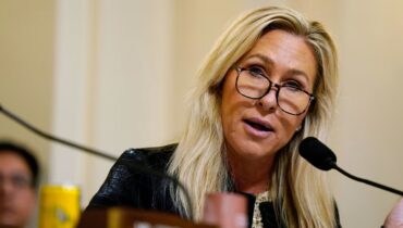 ട്രംപിന് നേ‌ർക്ക് വിരൽചൂണ്ടി മർജോറി ടെയ്‌ലർ ഗ്രീൻ; എപ്‌സ്റ്റീൻ ഫയലുകളിൽ അമേരിക്കയിൽ നടപടിയില്ല, ‘അമേരിക്കയിൽ അന്വേഷണമോ അറസ്റ്റോ ഇല്ല’