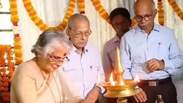 ബജറ്റിൽ ഇല്ലെങ്കിലും അതിവേഗ റെയിലിനായി ഓഫീസ് തുറന്ന് ഇ.ശ്രീധരൻ; ഭാര്യ രാധ നിലവിളക്ക് കൊളുത്തി ഉദ്ഘാടനം ചെയ്തു