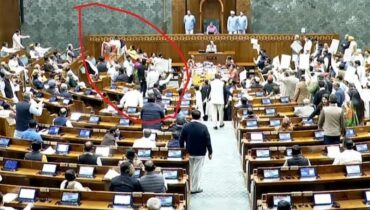 ലോക്സഭയിൽ പ്രതിപക്ഷ പ്രതിഷേധം കനക്കുന്നു, പ്രധാനമന്ത്രിയുടെ സീറ്റ് വളഞ്ഞ് വനിതാ എംപിമാർ; മറുപടി പ്രസംഗം മാറ്റിവെച്ചു