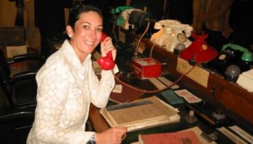 എപ്സ്റ്റീൻ ഫയൽ: അഞ്ചാം ഭേദഗതി അവകാശം ചൂണ്ടിക്കാട്ടി ചോദ്യങ്ങൾക്ക് മറുപടി നൽകാൻ വിസമ്മതിച്ച് ഗിസ്ലെയ്ൻ മാക്സ്വെൽ