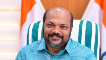 ശബരിമല യുവതി പ്രവേശനം: ഒരു മിനിറ്റ് കൊണ്ട് സർക്കാർ നിലപാട്  എടുക്കാൻ കഴിയില്ലെന്ന് മന്ത്രി പി രാജീവ്