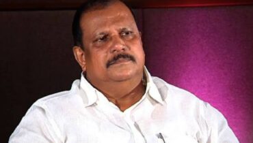 ‘ഗാന്ധി ദൈവം തമ്പുരാനോ?, രാഷ്ട്ര പിതാവ് മഹാത്മാ ഗാന്ധിയെ അധിക്ഷേപിച്ച് ബിജെപി നേതാവ് പി സി ജോര്‍ജ്