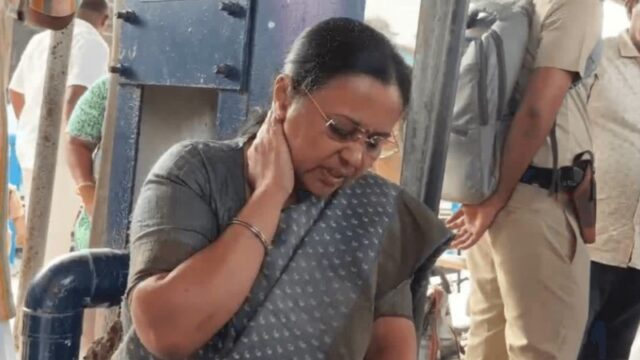 മെഡിക്കൽ ബുള്ളറ്റിൻ പുറത്ത്; കെഎസ്‌യു പ്രതിഷേധത്തിനിടെ ഉണ്ടായ പരിക്കിൽ മന്ത്രിയുടെ കഴുത്തിന് ക്ഷതം