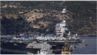 യുഎസ്എസ് ജെറാൾഡ് ഫോർഡ് ഇസ്രയേൽ തീരത്ത്, സർവ്വ സജ്ജമെന്ന് യുഎസ് നാവിക സേന, പടയൊരുക്കം പൂർണമായെന്ന് ഇറാന് മുന്നറിയിപ്പ്; സമാധാന ചർച്ചയിൽ പ്രതീക്ഷ