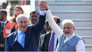 നയതന്ത്ര കുതിപ്പിന് പ്രധാനമന്ത്രി മോദി ഇസ്രായേലിലേക്ക്; പശ്ചിമേഷ്യൻ സമാധാനത്തിന് ‘ഇന്ത്യൻ ടച്ച്’, ട്രംപ് വീണ്ടും ‘മൈ ഫ്രണ്ട്’ ആയതിന് പിന്നാലെ നീക്കം