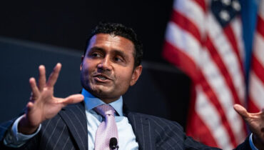 അമേരിക്കയുടെ പ്രതിരോധ ഭാവിയെ നയിക്കുന്ന മിടുക്കൻ; ആരാണ് ഇന്ത്യൻ വംശജനായ പലന്തിർ സിടിഒ ശ്യാം ശങ്കർ ?