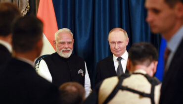 ഏത് രാജ്യത്തുനിന്നും എണ്ണ വാങ്ങാൻ ഇന്ത്യക്ക് സ്വാതന്ത്ര്യമുണ്ട്, ഇന്ത്യ ഇതുവരെ വ്യാപാരം നിർത്തിയെന്ന് അറിയിച്ചിട്ടില്ല: റഷ്യ