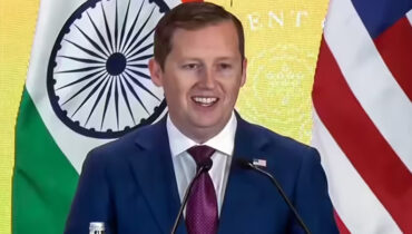 ” റഷ്യയിൽ നിന്നുള്ള എണ്ണ ഇറക്കുമതി അവസാനിപ്പിക്കാൻ ഇന്ത്യ പ്രതിജ്ഞാബദ്ധം ” – യുഎസ് അംബാസഡർ സെർജിയോ ഗോർ