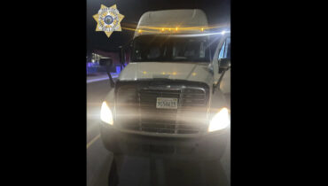 500,000 ഡോളറിലധികം വിലവരുന്ന ഉൽപ്പന്നങ്ങൾ അടങ്ങിയ 2 സെമി-ട്രക്ക് ട്രെയിലറുകൾ മോഷ്ടിച്ചു; യുഎസിൽ 3 ഇന്ത്യക്കാർ പിടിയിൽ