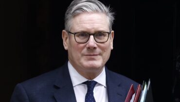 കൃത്യം, വ്യക്തം, ട്രംപിന്റെ വിമർശനങ്ങൾക്ക് മറുപടിയുമായി കീർ സ്റ്റാർമർ; ‘ട്രംപിന്റെ വാക്കുകളിൽ തൂങ്ങിക്കിടക്കുന്നതല്ല നയതന്ത്ര ബന്ധം’