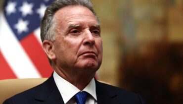 റഷ്യയെ നിരീക്ഷിക്കുന്നത് തുടർന്ന് അമേരിക്ക; യുഎസ് പ്രതിനിധി സ്റ്റീവ് വിറ്റ്‌കോഫ് ഇസ്രായേലിലേക്ക്; നയതന്ത്ര ചർച്ചകൾക്കും സാധ്യത