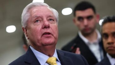 ഇറാനിലേക്ക് കരസേനയെ അയക്കേണ്ട സാഹചര്യമില്ല; യുദ്ധം ആഴ്ചകളോളം നീണ്ടുനിൽക്കുമെന്ന് സെനറ്റർ ലിൻഡ്സെ ഗ്രഹാം