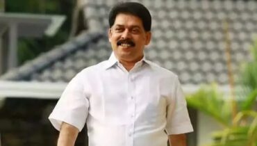 ലീഗ് അംഗത്വം ലഭിച്ചപ്പോൾ സ്വർഗത്തിലെത്തിയതുപോലെയെന്ന് കാരാട്ട് റസാഖ്; ’51 തവണ വെട്ടുമെന്ന് അറിയാമെങ്കിലും 52-ാമത്തെ വെട്ടിൽ ലീഗുകാ‌ർ ഉയിർത്തെഴുന്നേൽപ്പിക്കും’