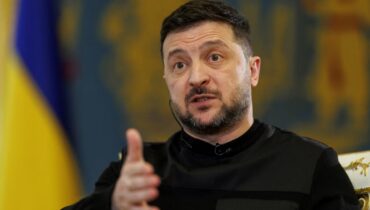 ഡ്രോൺ പ്രതിരോധത്തിൽ ഉക്രെയ്നിന്റെ കൈത്താങ്ങ് തേടി ഗൾഫ് രാഷ്ട്രങ്ങൾ; ജോർദാനിലെത്തി വൊളോഡമിർ സെലൻസ്‌കി