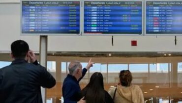 അമേരിക്ക–ഇറാൻ സംഘർഷം: വ്യോമയാന സർവീസുകൾക്ക് വലിയ തിരിച്ചടി; എയർ ഇന്ത്യ 50 അന്താരാഷ്ട്ര സർവീസുകൾ റദ്ദാക്കി, 444 അന്താരാഷ്ട്ര റൂട്ടുകൾകളെ ബാധിച്ചുവെന്ന് ഇന്ത്യ