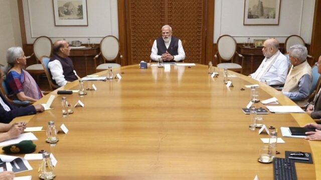 യുഎഇക്കെതിരായ ആക്രമണത്തെ അപലപിച്ച് പ്രധാനമന്ത്രി; അൽ നഹ്യാനുമായി സംസാരിച്ചു, ഇന്ത്യയുടെ പൂർണ്ണ ഐക്യദാർഢ്യം അറിയിച്ചു