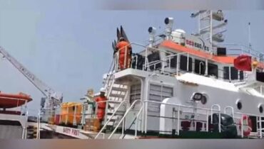 പശ്ചിമേഷ്യ സംഘര്‍ഷം; കൊല്ലം തുറമുഖത്ത്  നങ്കൂരമിട്ട് സൗദി അറേബ്യയിലേക്കുള്ള കപ്പൽ