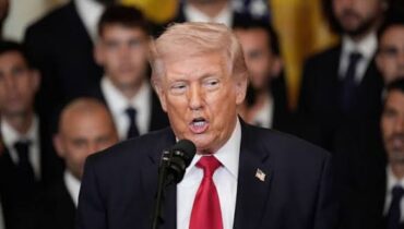 ഇറാനുമായി മറ്റൊരു കരാറും ഉണ്ടാകില്ല; ഉപാധികളില്ലാതെ ഇറാൻ കീഴടങ്ങണമെന്ന് ഡോണൾ‌ഡ് ട്രംപ്, മേക്ക് ഇറാൻ ഗ്രേറ്റ് എഗെയിൻ നടപ്പാക്കും