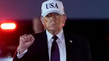 ഇറാന്റെ ‘കിരീടരത്നം’ എന്നറിയപ്പെടുന്ന ഖാർഗ് ദ്വീപിനെ അമേരിക്ക ആക്രമിച്ചുവെന്ന് ട്രംപ് ; ഹോർമുസ് ഉപരോധത്തിനെതിരെയും ടെഹ്‌റാന് മുന്നറിയിപ്പ് നൽകി