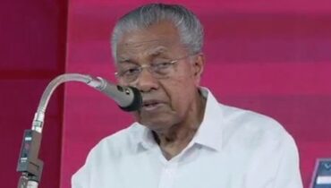 ‘അത്‌ വീട്ടിൽ പോയി ചോദിച്ചാൽ മതി’; കോന്നിയിലെ തിരഞ്ഞെടുപ്പ് പ്രസംഗത്തിനിടെ ‘സിഎമ്മേ ഒരു ചോദ്യം’ ചോദിച്ചയാളോട് ക്ഷുഭിതനായി മുഖ്യമന്ത്രി