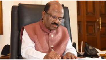 അപ്രതീക്ഷിതം! ബംഗാൾ ഗവർണർ സിവി ആനന്ദബോസ് രാജിവെച്ചു, ഞ‌െട്ടിച്ചെന്ന് മമത; പുതിയ ഗവർണറായി ആർഎൻ രവി എത്തും