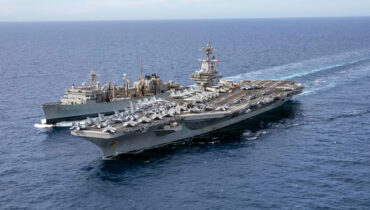 ഇറാൻ സംഘർഷത്തിന് അയവില്ലേ?  യുഎസ് വിമാനവാഹിനിക്കപ്പൽ ജോർജ്ജ് എച്ച്.ഡബ്ല്യു. ബുഷ് മിഡിൽ ഈസ്റ്റിലേക്ക്