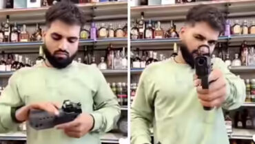 അമേരിക്കയിൽ തോക്ക് വീശി ഇന്ത്യൻ വിദ്യാർത്ഥിയുടെ വീഡിയോ; നാടുകടത്തണമെന്ന ആവശ്യവുമായി സോഷ്യൽ മീഡിയ, കടുത്ത നടപടിക്ക് സാധ്യത