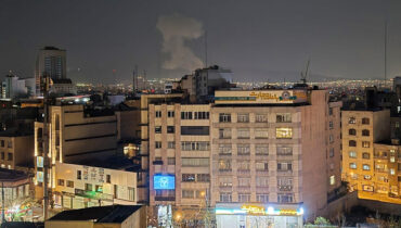 പേർഷ്യൻ വാർത്താ വിതരണ കേന്ദ്രത്തിന് നേരെ ആക്രമണം: ഒരാൾ കൊല്ലപ്പെട്ടു; പിന്നിൽ യുഎസും ഇസ്രായേലുമെന്ന് ഇറാൻ