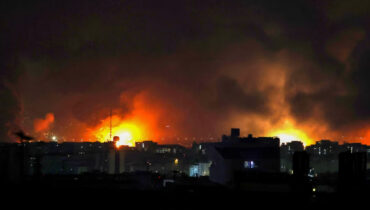 ഇറാൻ-ഇസ്രായേൽ സംഘർഷം കടുക്കുന്നു: ടെഹ്‌റാനിലെ മെഹ്‌റാബാദ് വിമാനത്താവളത്തിൽ വ്യോമാക്രമണം, വാണിജ്യ വിമാനങ്ങൾക്ക് തീപിടിച്ചെന്നും റിപ്പോർട്ട്