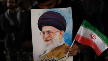 ഇറാൻ്റെ പരമോന്നത നേതാവ് ആയത്തുല്ല അലി ഖമേനി കൊല്ലപ്പെട്ടു, സ്ഥിരീകരിച്ച് ഇറാനിയൻ സ്റ്റേറ്റ് മീഡിയ,