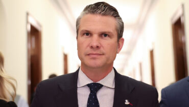 ‘കരാറിലെത്താൻ വിസമ്മതിച്ചതിൻ്റെ ഫലങ്ങൾ ഇറാൻ അനുഭവിക്കുന്നു’ – യുഎസ് പ്രതിരോധ സെക്രട്ടറി