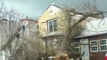 അമേരിക്കയിൽ കൊടുങ്കാറ്റ് താണ്ഡവം: മിഷിഗണിൽ വൻ നാശനഷ്ടം; 70 ദശലക്ഷം പേർക്ക് ജാഗ്രതാ നിർദ്ദേശം