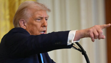 10-ൽ 15 മാർക്ക്: ഇറാനുമായുള്ള യുദ്ധത്തിൽ അമേരിക്കൻ സൈന്യത്തിന് ട്രംപിൻ്റെ പുകഴ്ത്തൽ