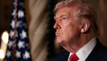 ‘ഇത് ചെറുത്, ഇതിലും വലുതാണ് ഞാൻ പ്രതീക്ഷിച്ചത് ‘- ഓഹരി വിപണിയിലെ തകർച്ചയെ നിസ്സാരവത്കരിച്ച് ട്രംപ്