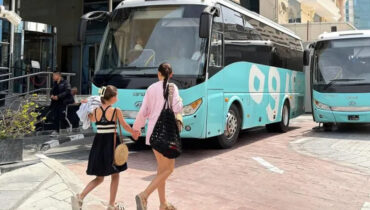 ഇസ്രായേലിൽ നിന്നുള്ള യുഎസ് പൗരന്മാരെ ഒഴിപ്പിക്കാൻ ചാർട്ടേഡ് ബസ് സർവീസ്; നിർണായക നടപടിയുമായി ജറുസലേമിലെ യുഎസ് എംബസി