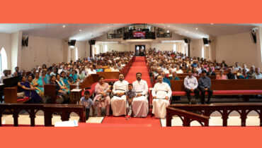 റവ.ജീവൻ ജോണിനും കുടുംബത്തിനും സമുചിത യാത്രയയപ്പു നൽകി