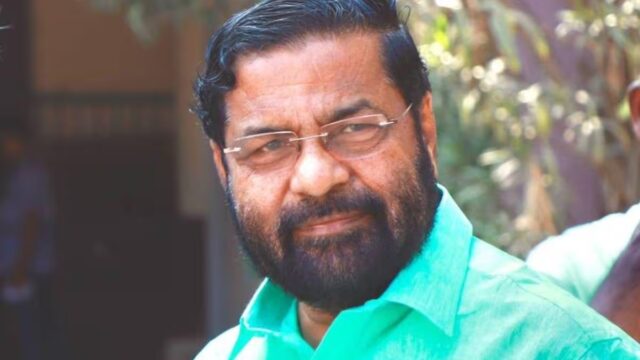 അയ്യപ്പൻ അവരെ ശിക്ഷിക്കും, വ്യാജ പ്രചാരണങ്ങൾക്കെതിരെ കടകംപള്ളി സുരേന്ദ്രൻ; ‘തനിക്ക് ക്ഷേത്രങ്ങളിൽ എങ്ങനെ പെരുമാറണമെന്ന് വ്യക്തമായ ബോധ്യമുണ്ട്’