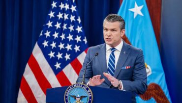 അങ്ങനെയൊരു നീക്കം ചൈനയുടെ ഭാഗത്തുനിന്ന് ഉണ്ടാവില്ലെന്ന് ഉറപ്പ് ലഭിച്ചെന്ന് യുഎസ്; ഇറാന് ആയുധം നൽകില്ലെന്ന് പ്രതിരോധ സെക്രട്ടറി