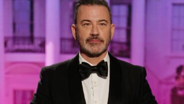 ട്രംപും മെലാനിയയും ഉറച്ച് തന്നെ! ജിമ്മി കിമ്മലിനെ പുറത്താക്കണമെന്ന് വൈറ്റ് ഹൗസ്; അമേരിക്കയിൽ ആവിഷ്‌കാര സ്വാതന്ത്ര്യത്തെച്ചൊല്ലി പുതിയ പോര്